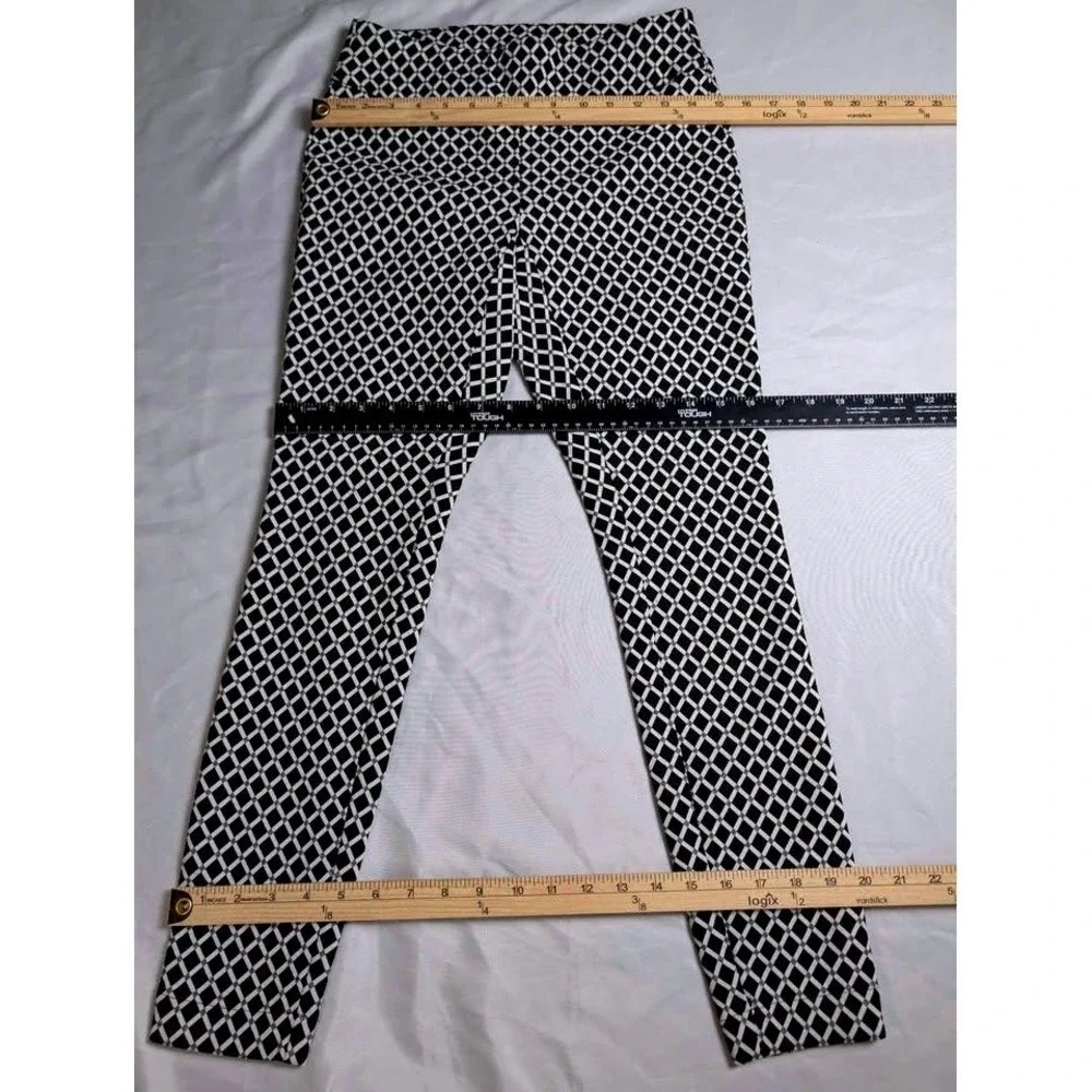 INC International Concepts~Skinny Pants~Size‎ 4~Black White Diamond Grid/Stretch